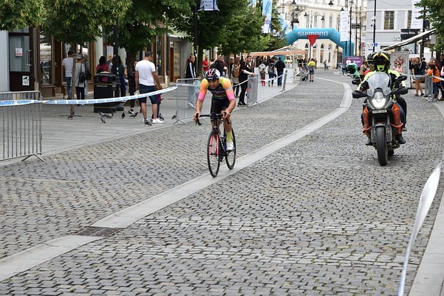 同观众的观 同观众的观